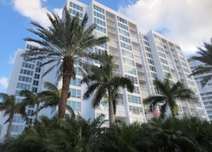 Emerald Towers Condos in Pompano Beach