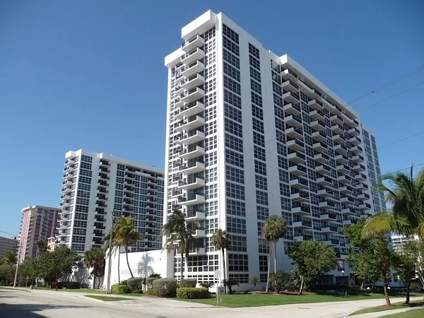 Silver Thatch Atlantic Plaza Condos in Pompano Beach