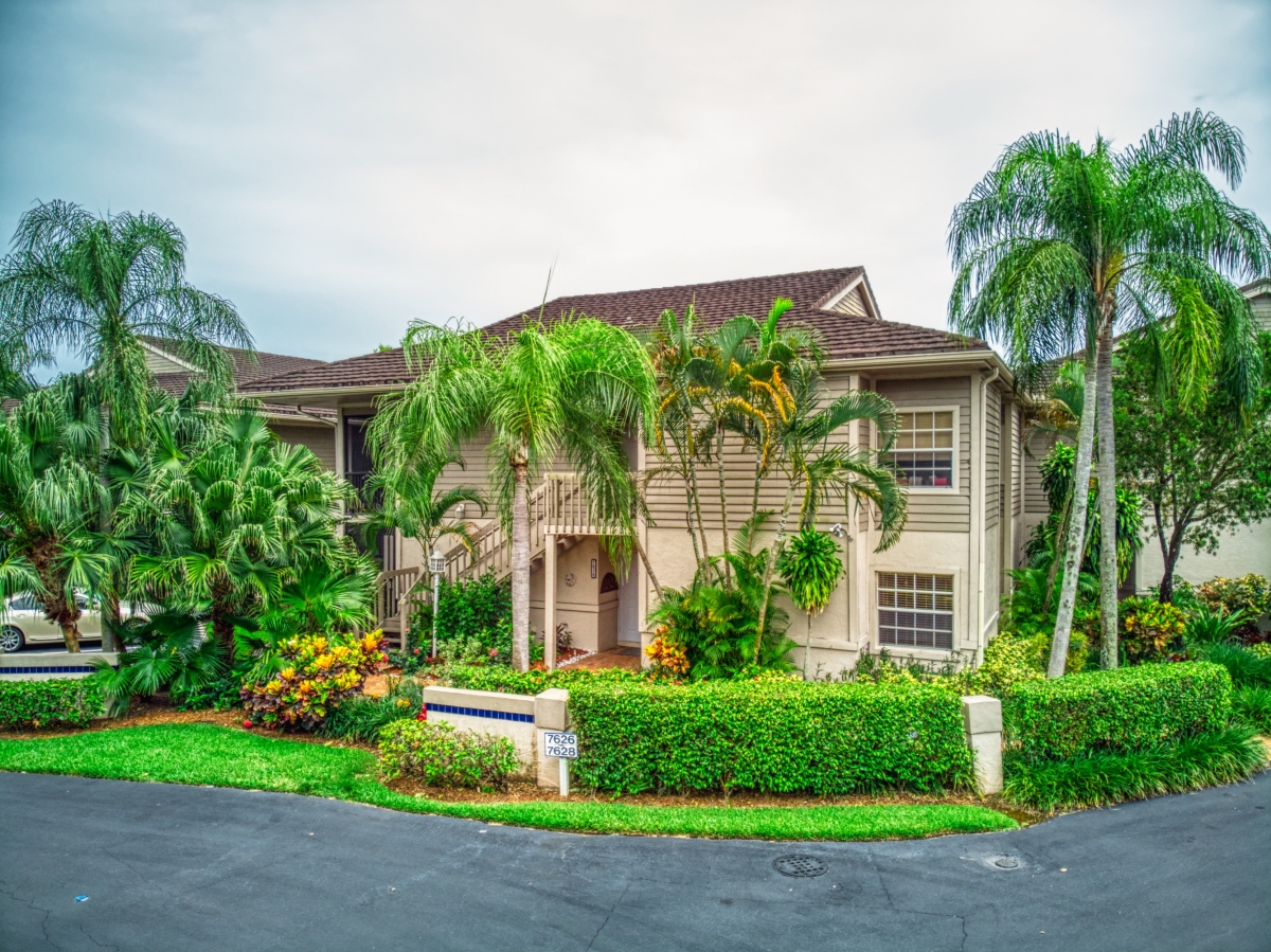 Boca Pointe Condos For Sale