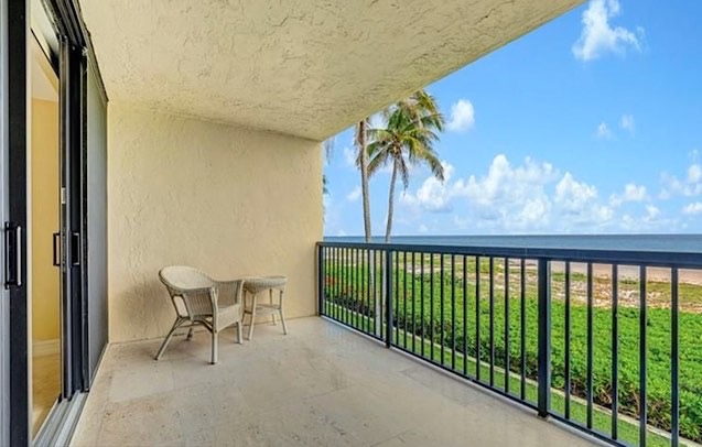 Ocean Townhomes Condos For Sale at 520 N Ocean Blvd in Pompano Beach