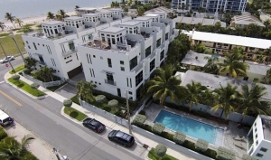 Ocean Pearl Townhomes For Sale in Pompano Beach