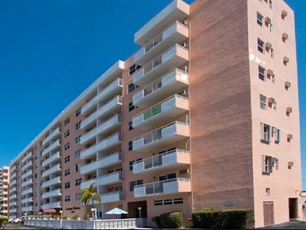 Leisure Shores Condos For Sale in Pompano Beach Leisure Shores Condos For Sale in Pompano Beach