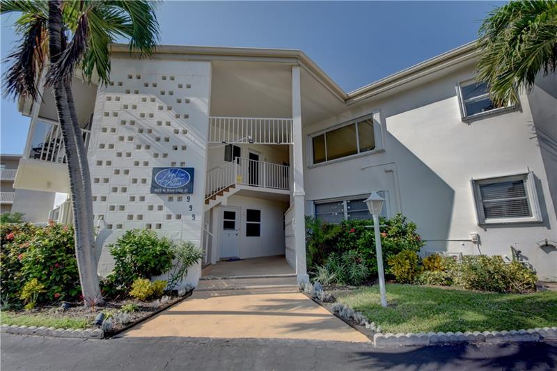 Neptune Villas Coop in Pompano Beach