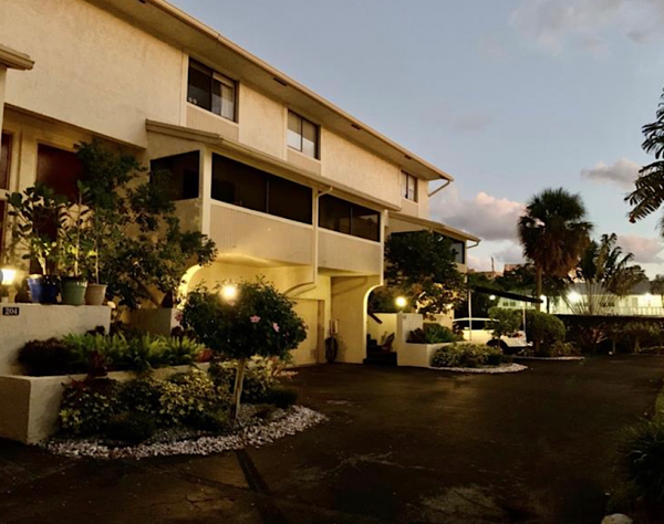 Tor Palm Townhouses Pompano Beach