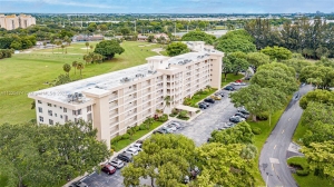 Palm Aire Condos For Sale