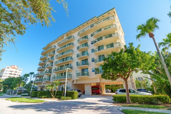 Silver Beach Condos For Sale in Pompano Beach